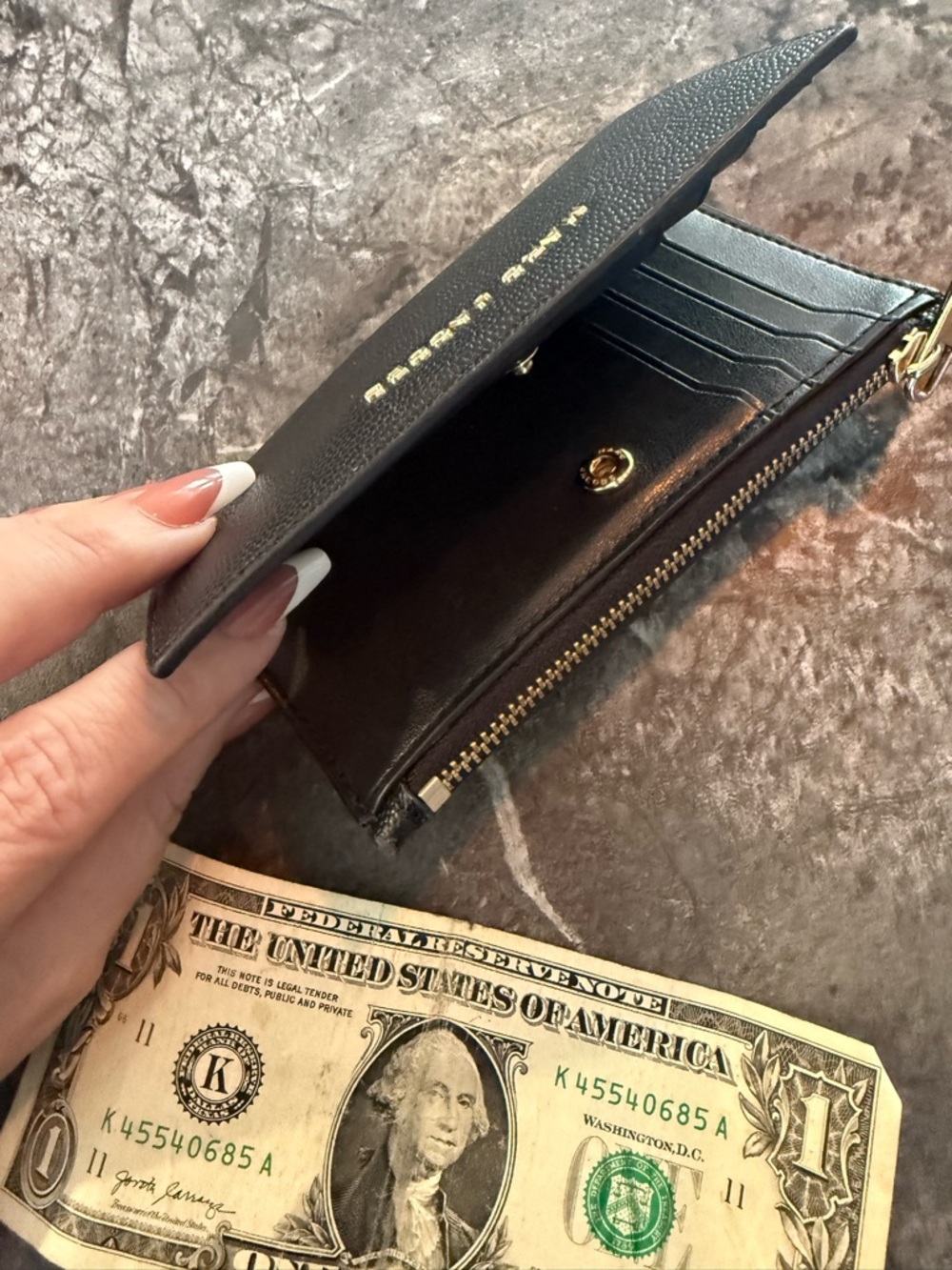 Marc Jacobs Black Textured wallet with Gold Accents. EUC! - Picture 8 of 11